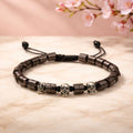 Pulsera de hombre con piedras alargadas marrones