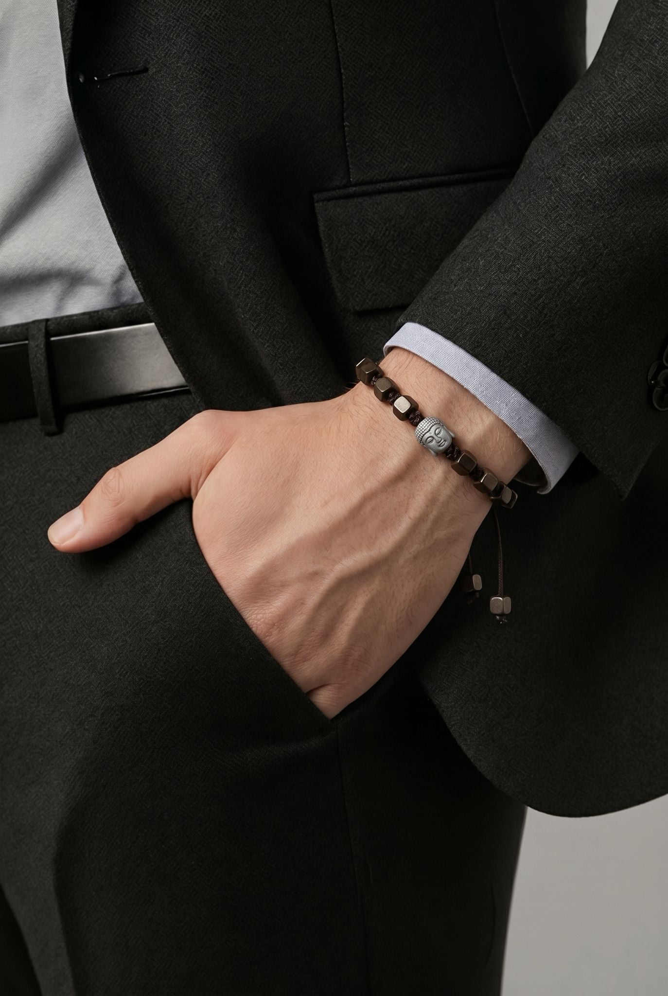Pulsera de hombre con piedras cúbicas marrones