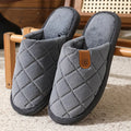 Pantuflas celestes con suela rígida para hombre.